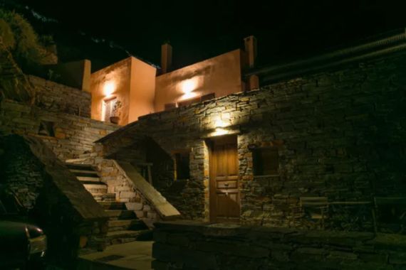 House Otzias