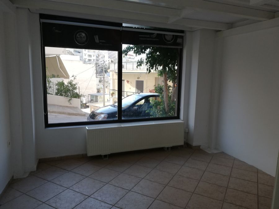 Photo 243564888