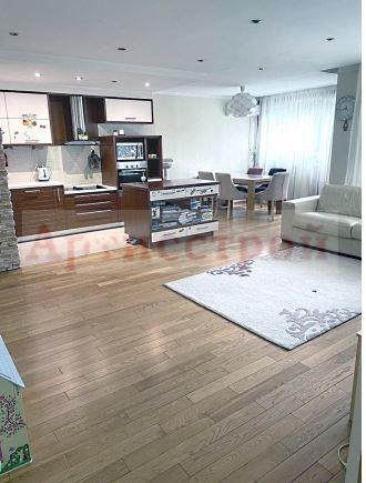 Снимка 246263910