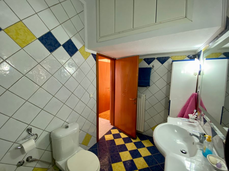 Photo 248886381