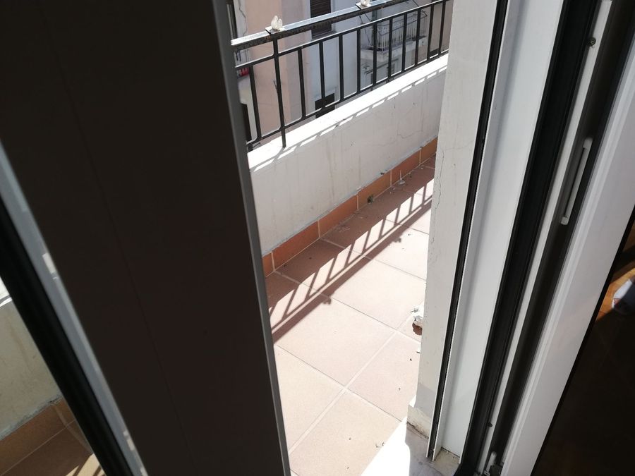 Photo 251885094