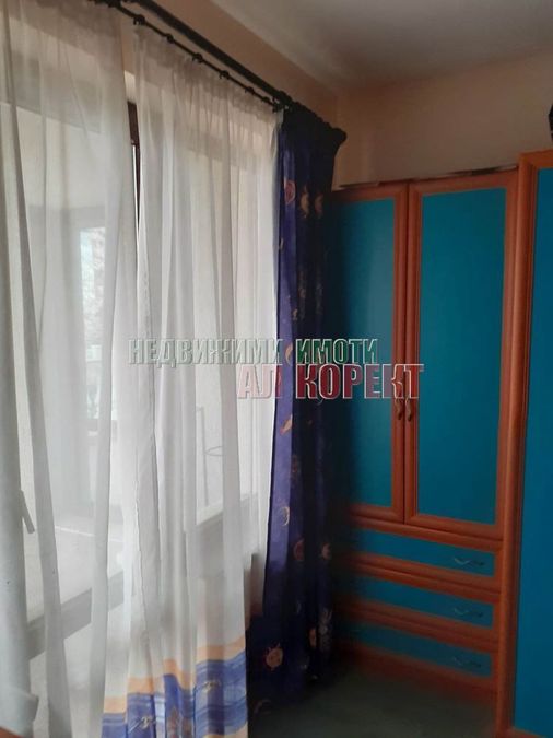 Снимка 255864192