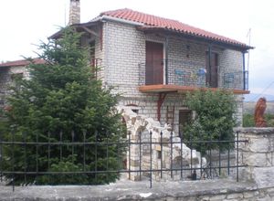 Μεζονέτα προς πώληση Πασσαρώνα Πετράλωνα 98 τ.μ. 2 Υπνοδωμάτια