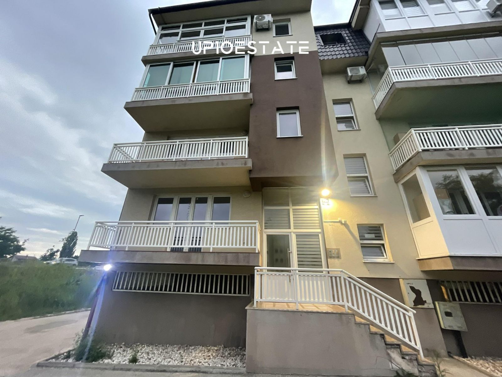 Stan 52 m2 na prodaju Sarajevo - Novi grad, Dobrinja 4 photo 2