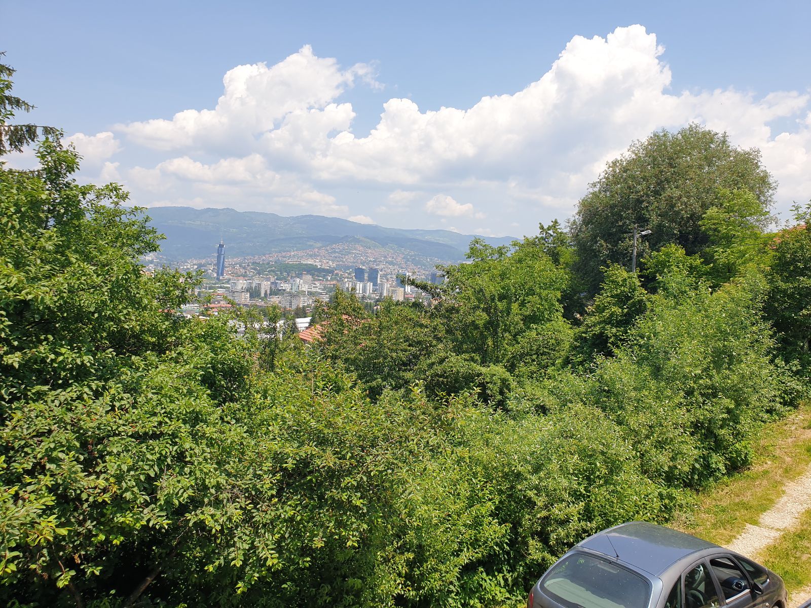 Kuća 180 m2 na prodaju Novo Sarajevo, Grbavica photo 3