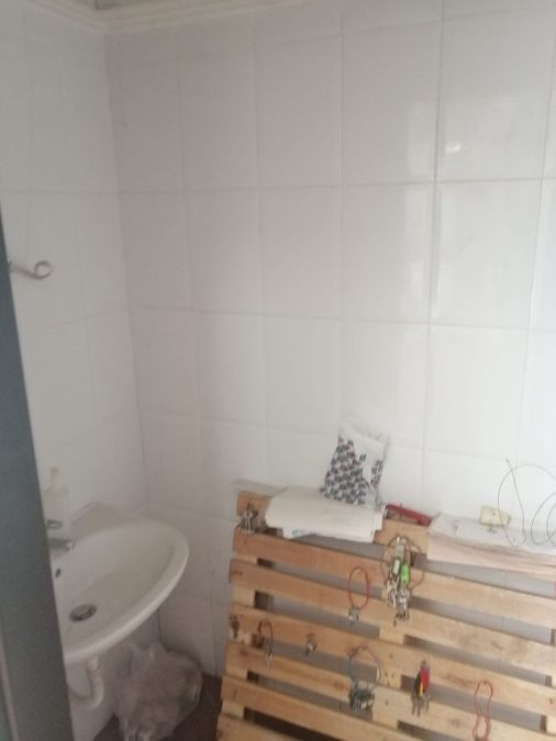 Photo 266558199