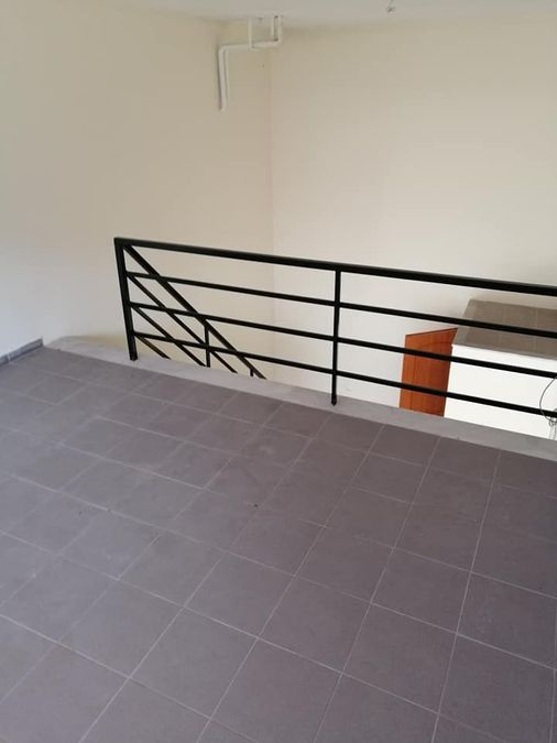 Photo 267037017