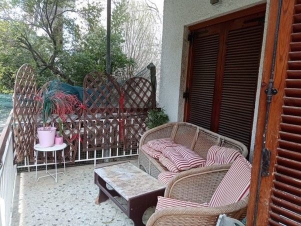 Photo 269212164