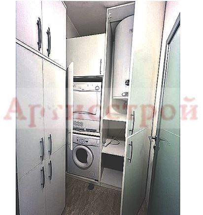 Photo 273463269