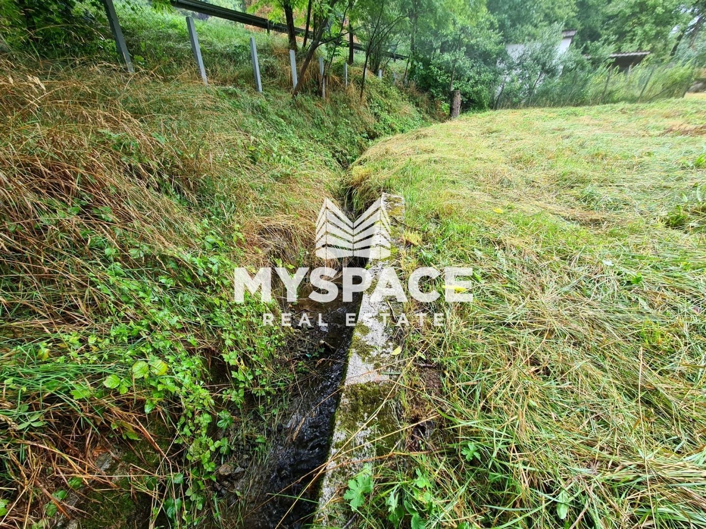 Kuća 100 m2 na prodaju Hadžići, Pazarić photo 2