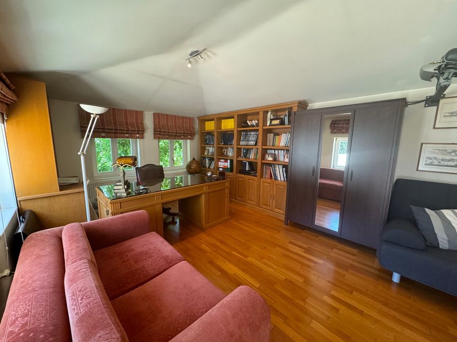 Photo 287927337