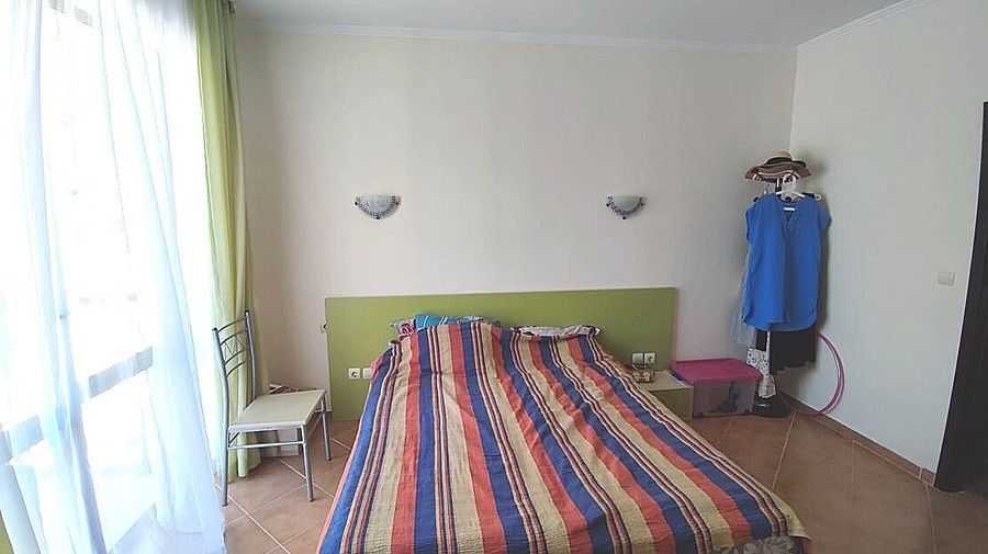 Photo 292745439