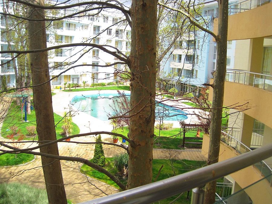 Снимка 293884947