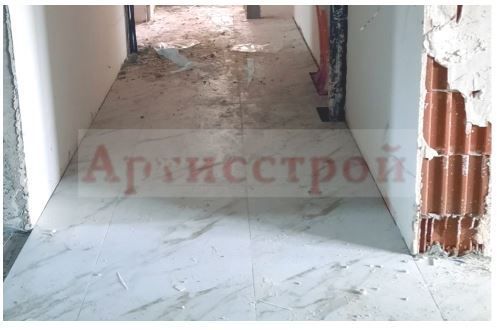 Снимка 296422572