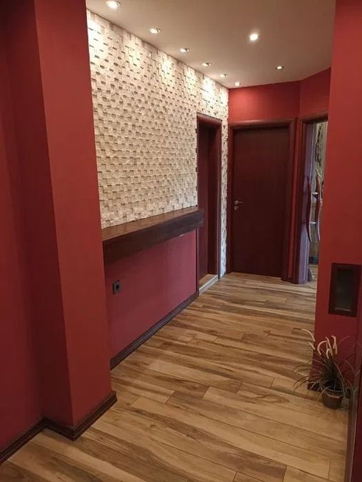 Снимка 298157967