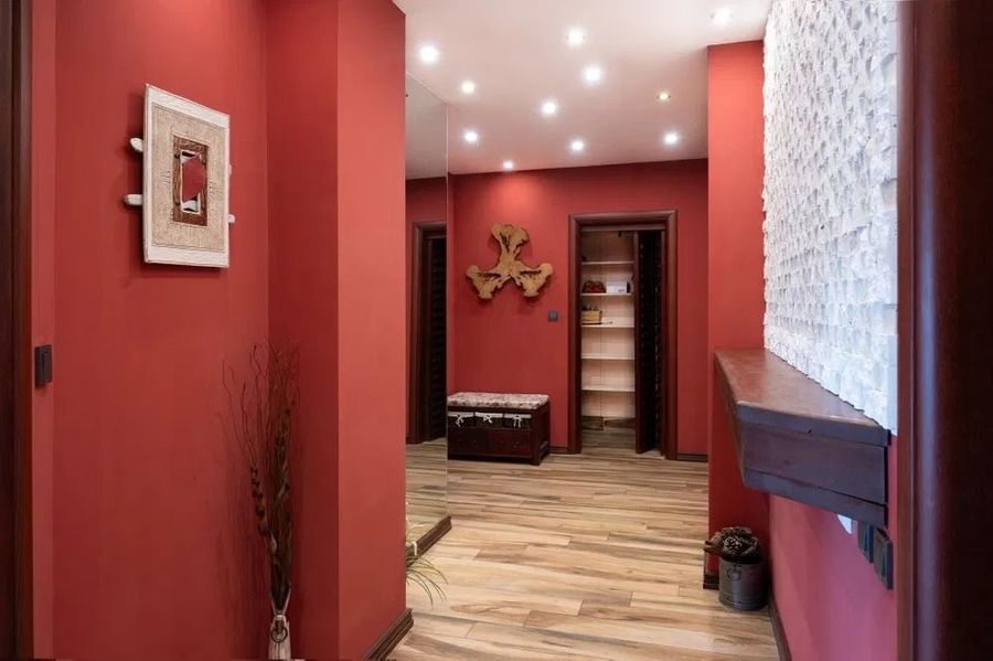 Снимка 298158030