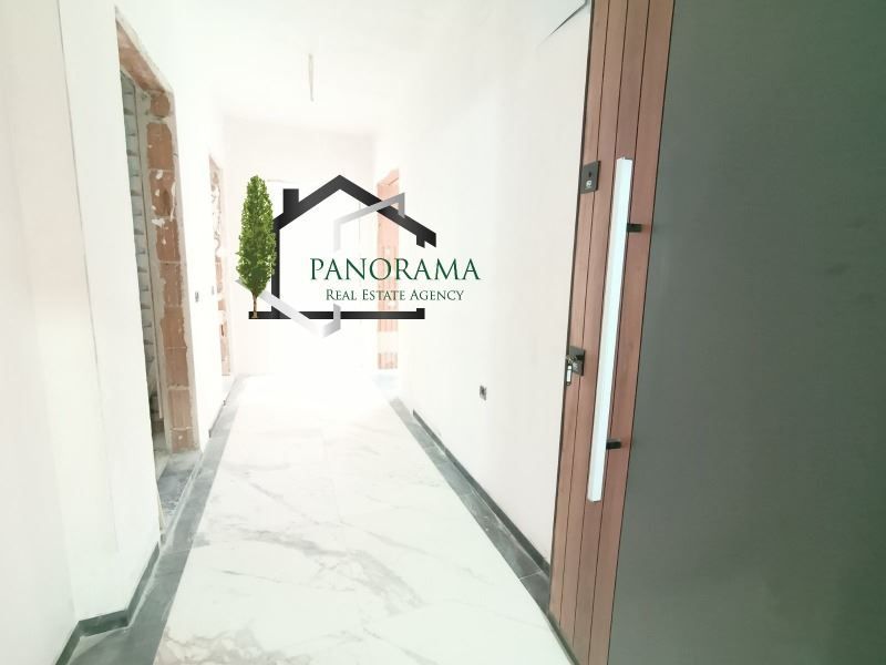 Снимка 303744009