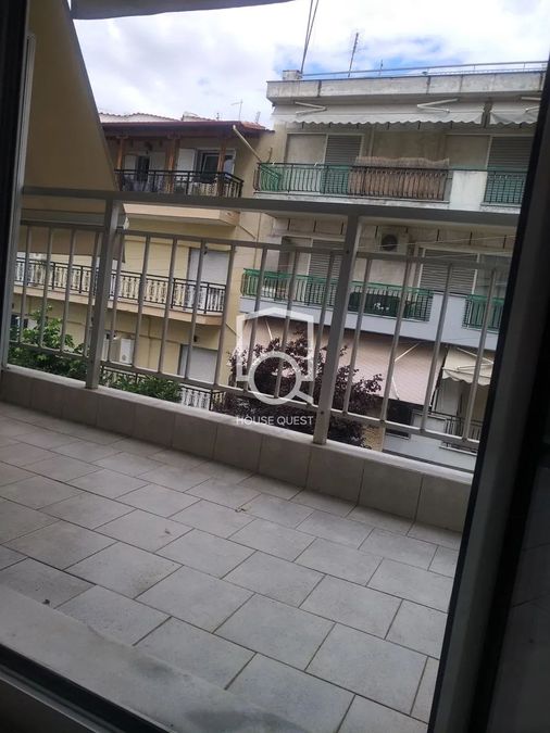 Photo 304424172