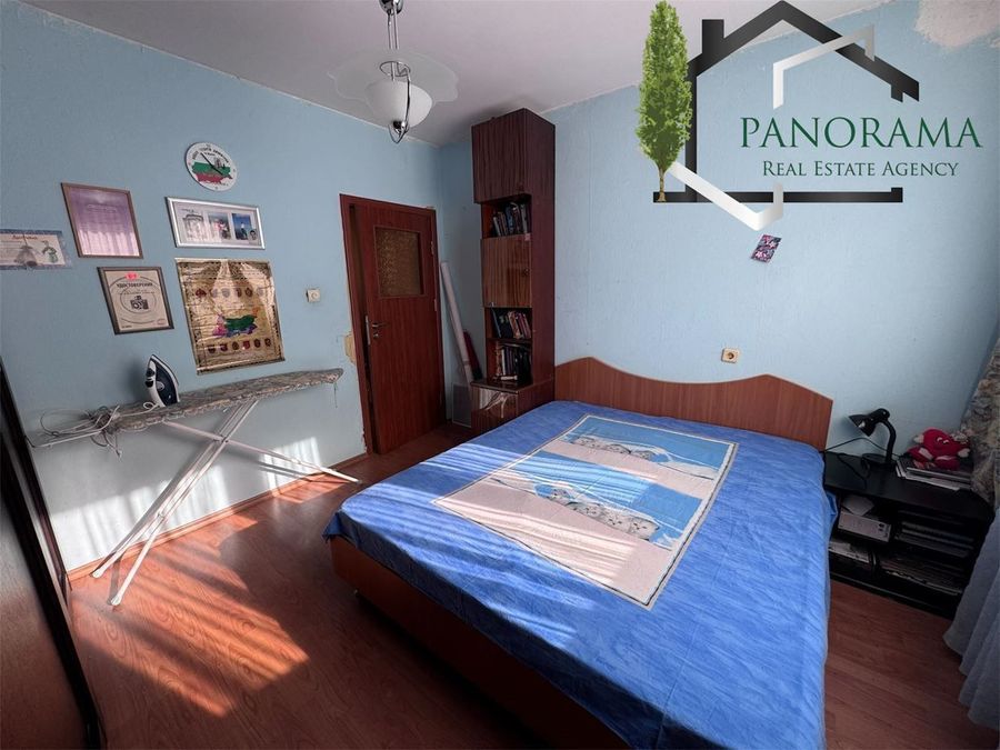 Снимка 305390877