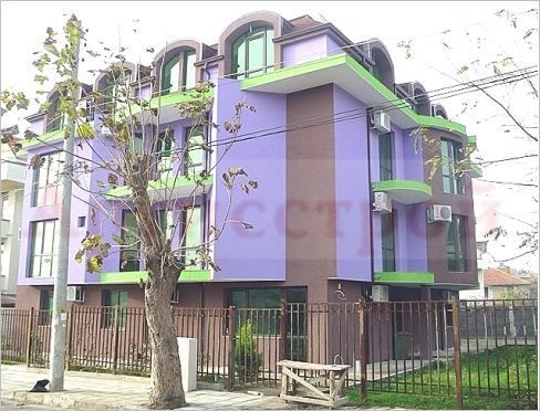 Снимка 305430504