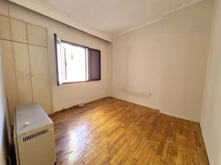 Снимка 307617801