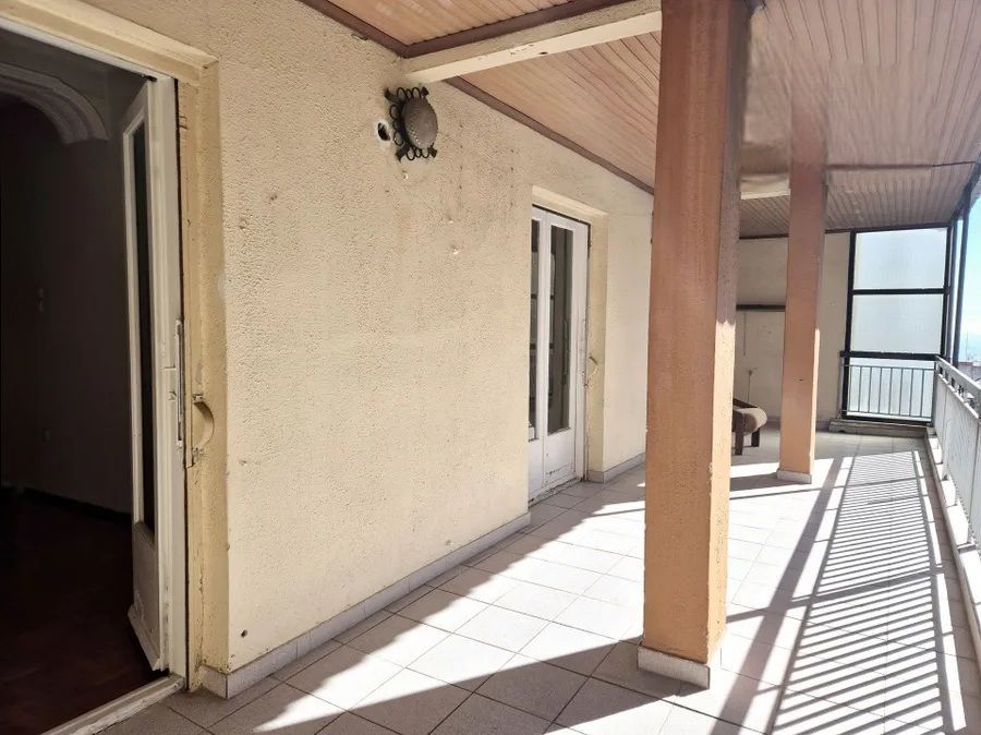 Снимка 307617810