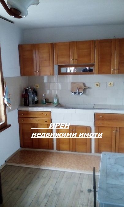 Снимка 308813643