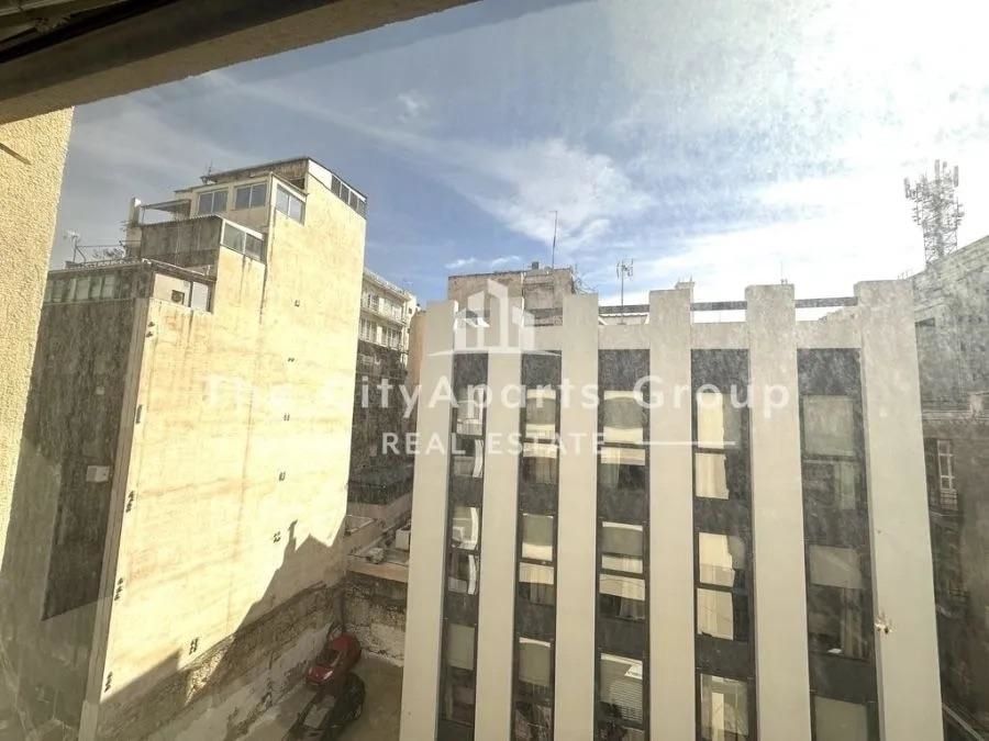 Photo 309078720