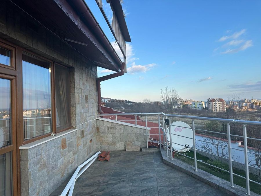 Снимка 309139368