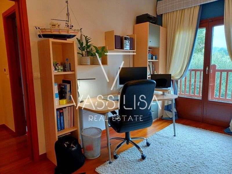 Fotografie 309608346