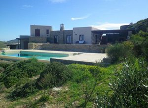 Βίλλα προς πώληση Κέα Βουρκάρι 240 τ.μ. 5 Υπνοδωμάτια