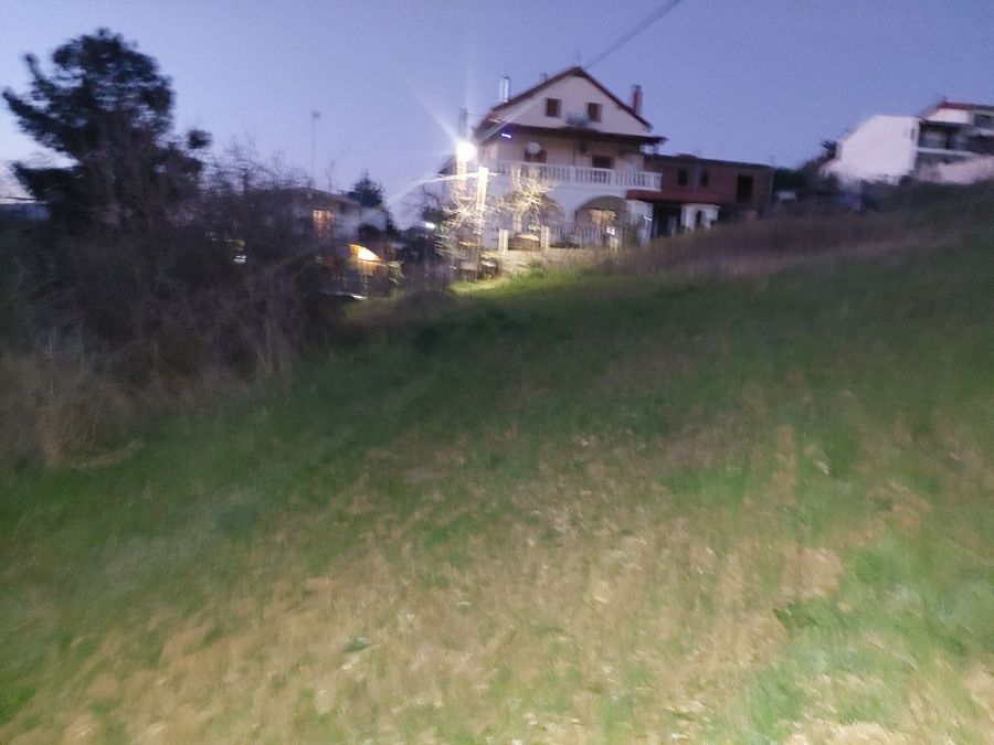 Photo 309737043