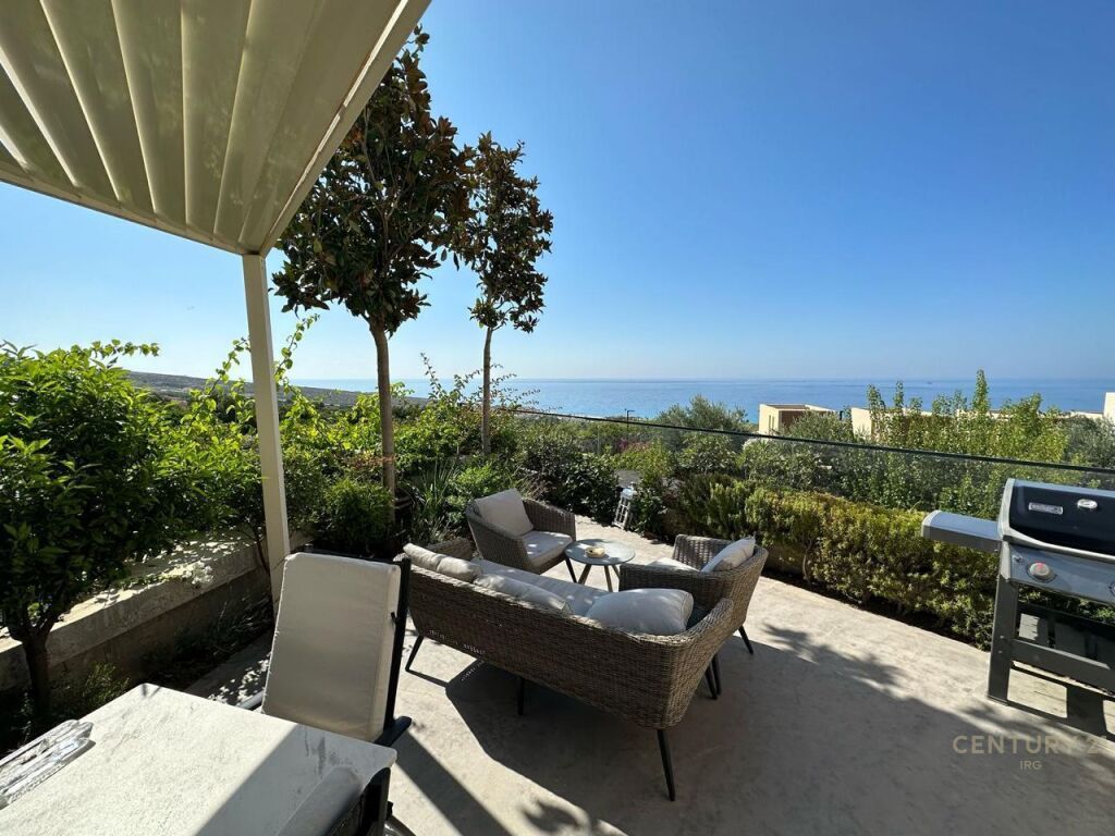 Apartament në shitje Dhërmi