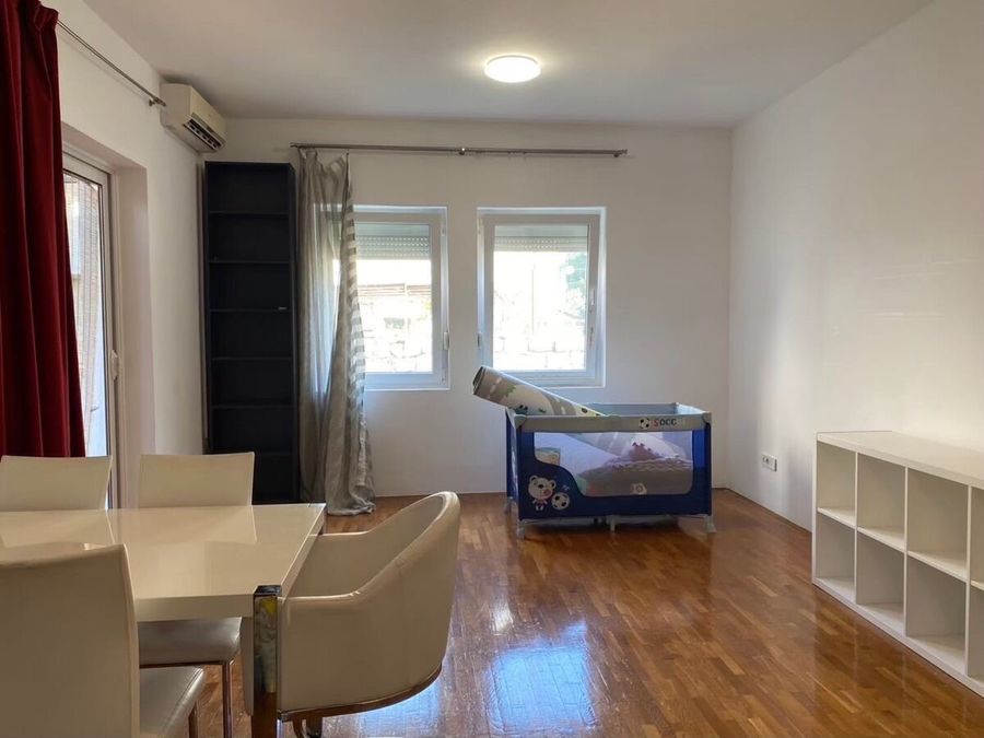 Fotografija 310785012