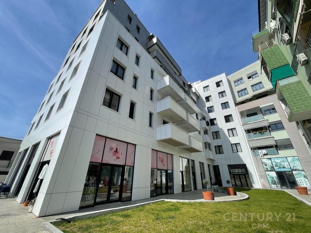 Apartament në shitje 21 Dhjetori