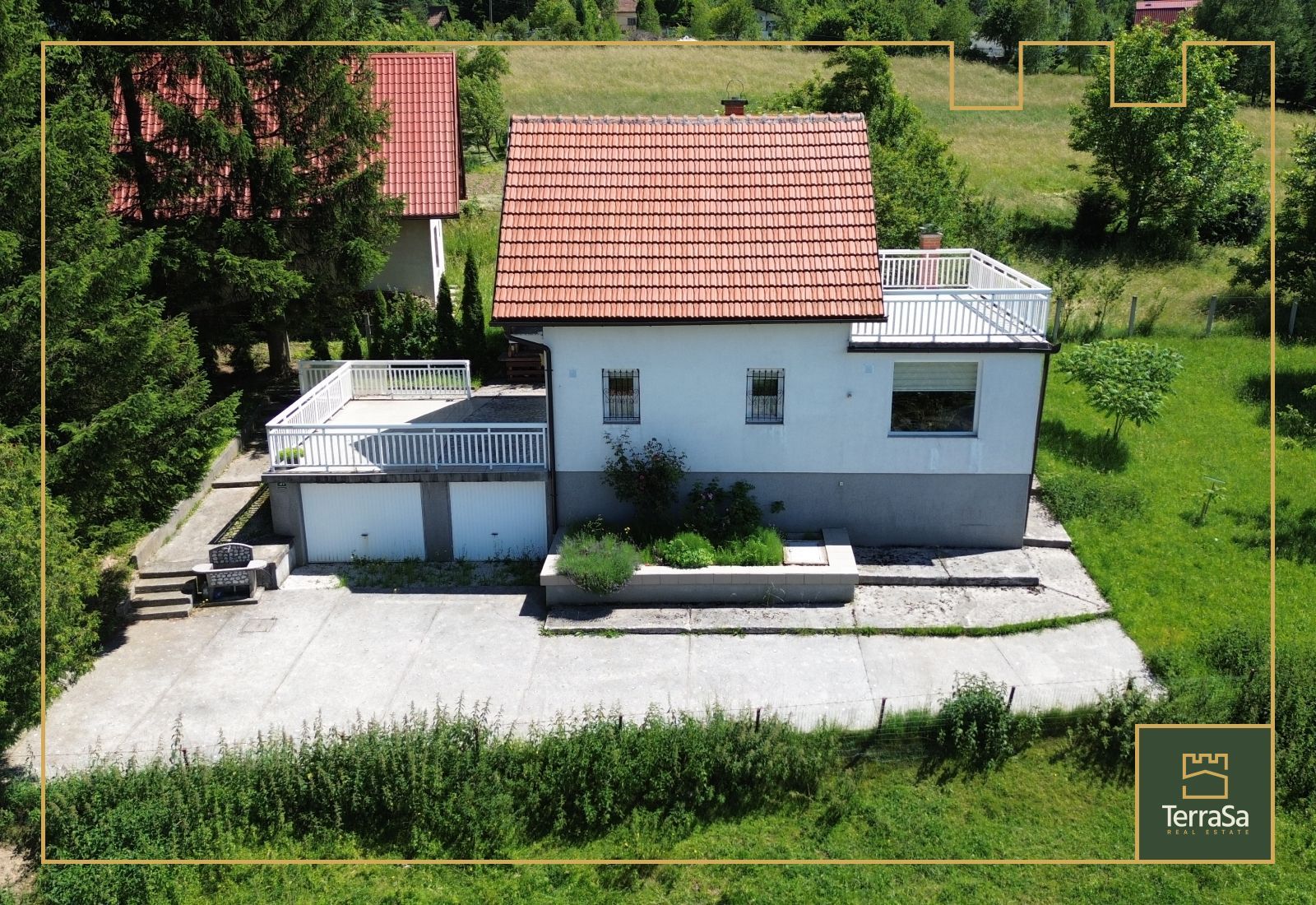 Vikendica 80 m2 na prodaju Hadžići, Kazina Bara photo 3