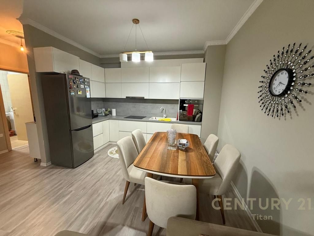 Apartament në shitje Ish-Fusha e Aviacionit