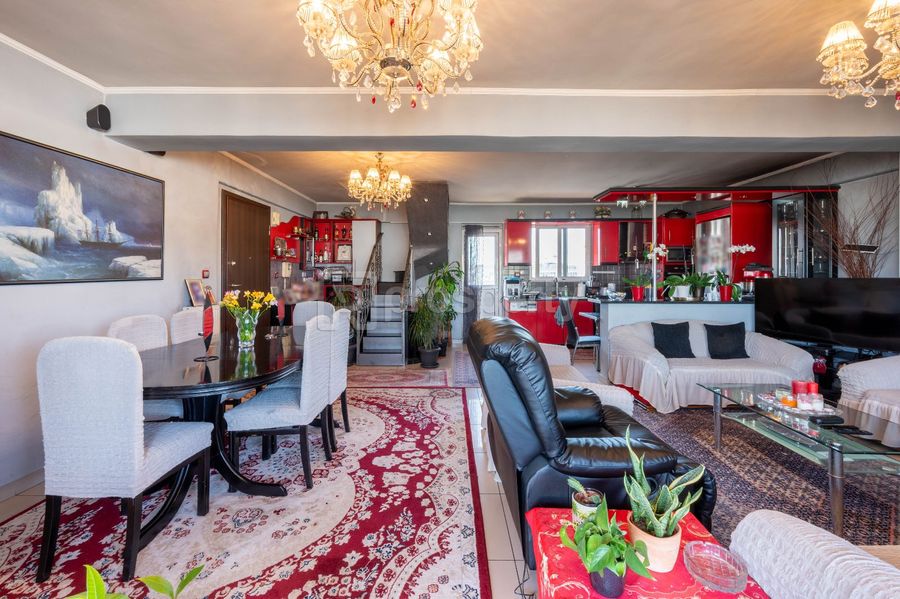 Mεζονέτα στον Πειραιά - Εικόνα 2