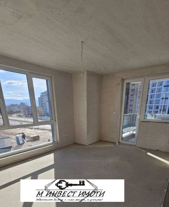 Снимка 312774612