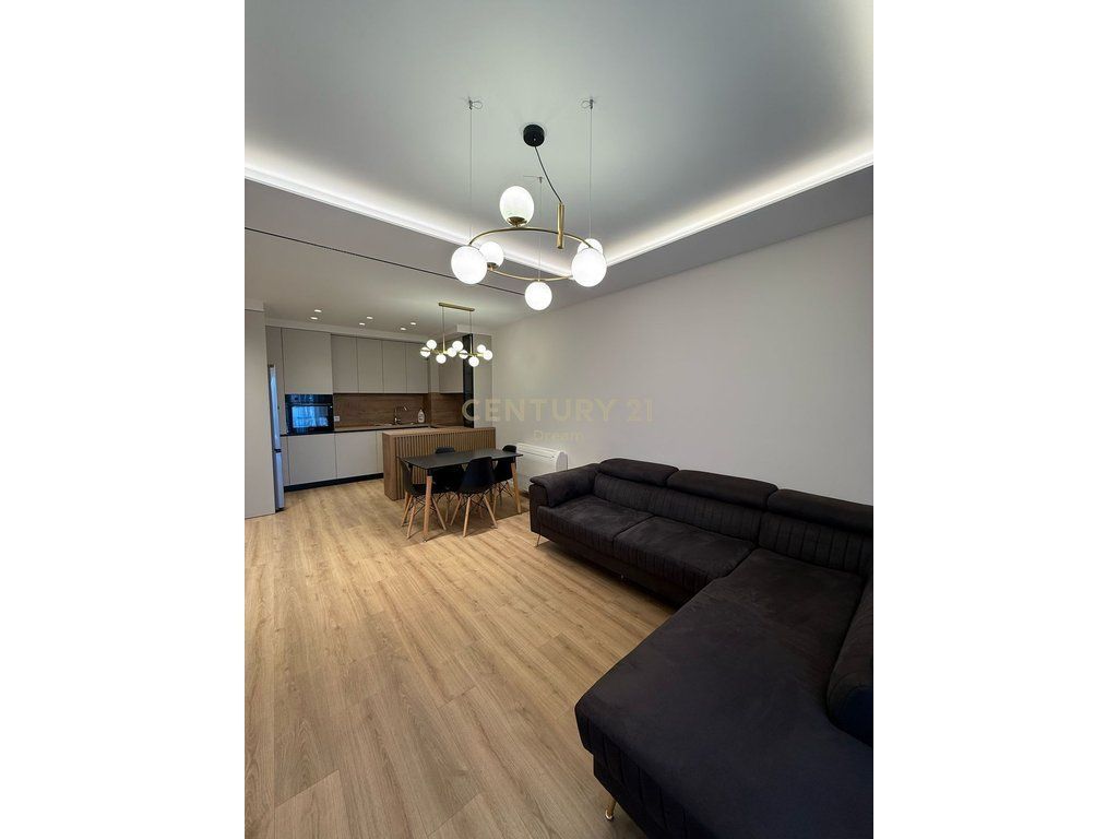 Apartament në shitje Xhamlliku