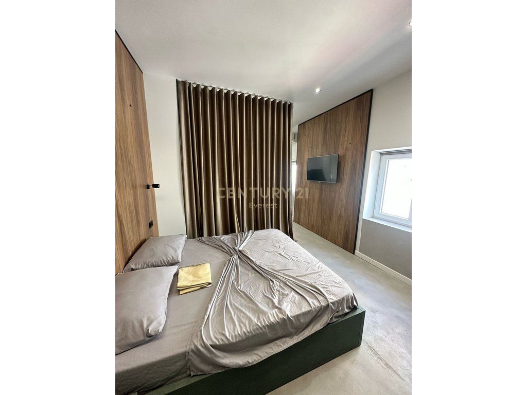 Apartament në shitje Shallvaret