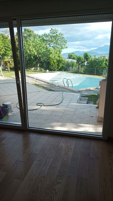 Photo 315158079