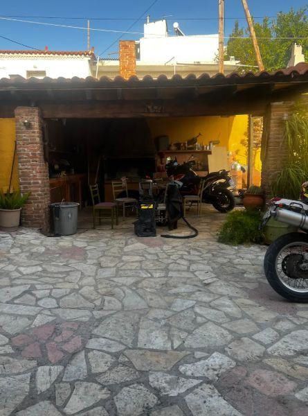 Photo 316099644