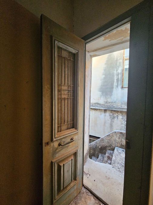 Photo 316317480