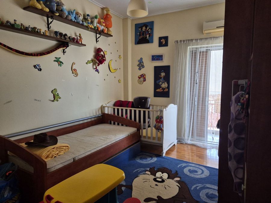Photo 316709028