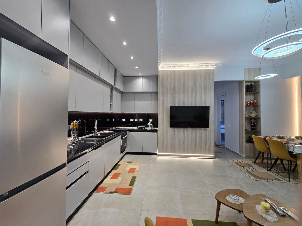 Apartament me qira Rr. Mine Peza