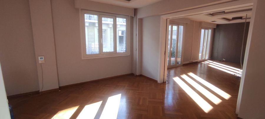 صورة فوتوغرافية 317539410