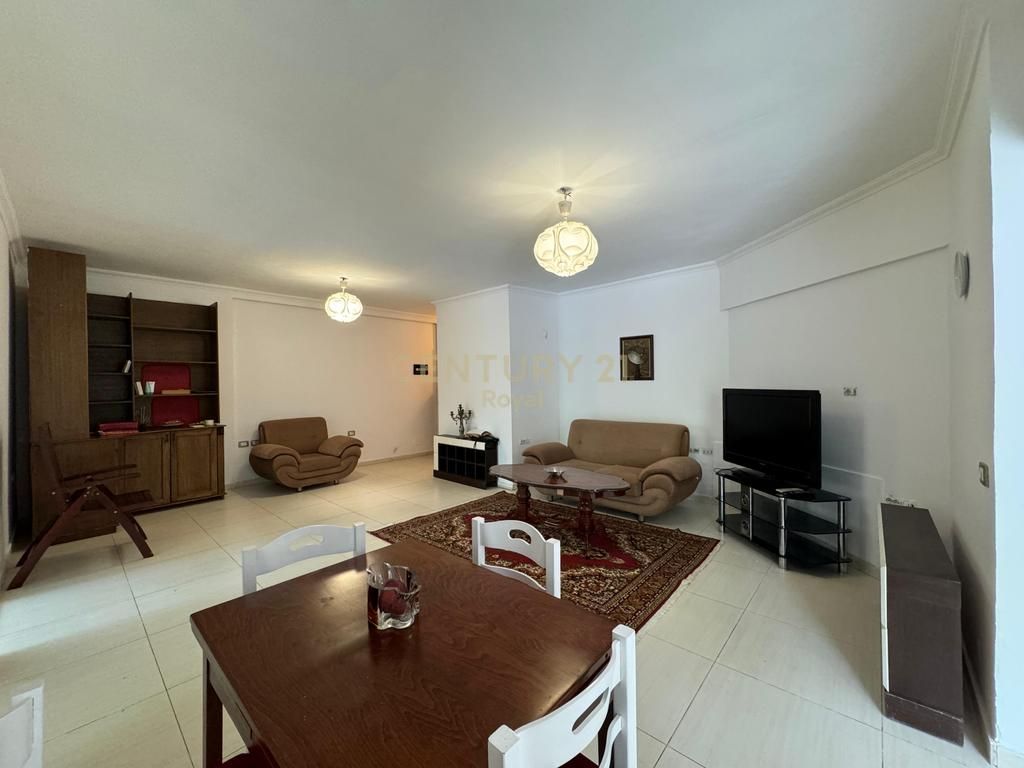 Apartament në shitje Laprakë