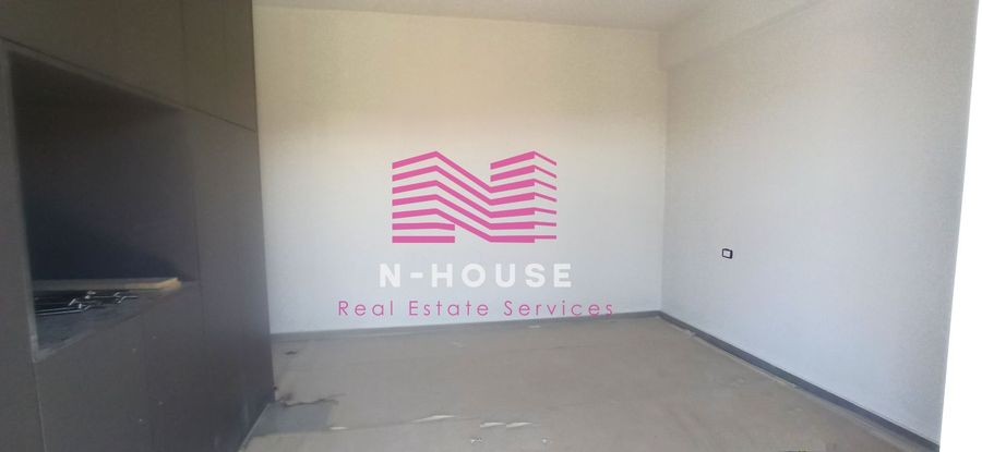 Photo 317814588