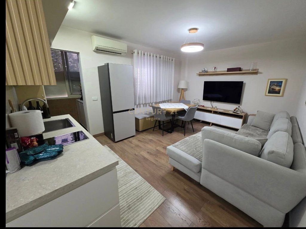 Apartament në shitje Qendër